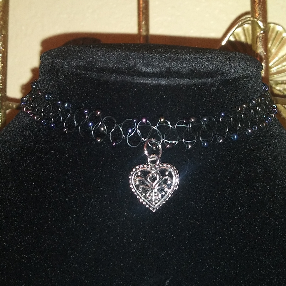 Heart tattoo choker charm necklace - Picture 1 of 2